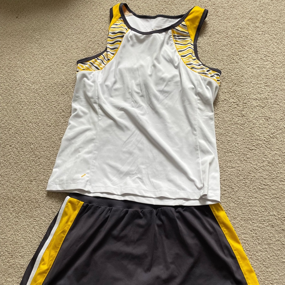 Tail Tennis Outfit - Picture 3 of 7
